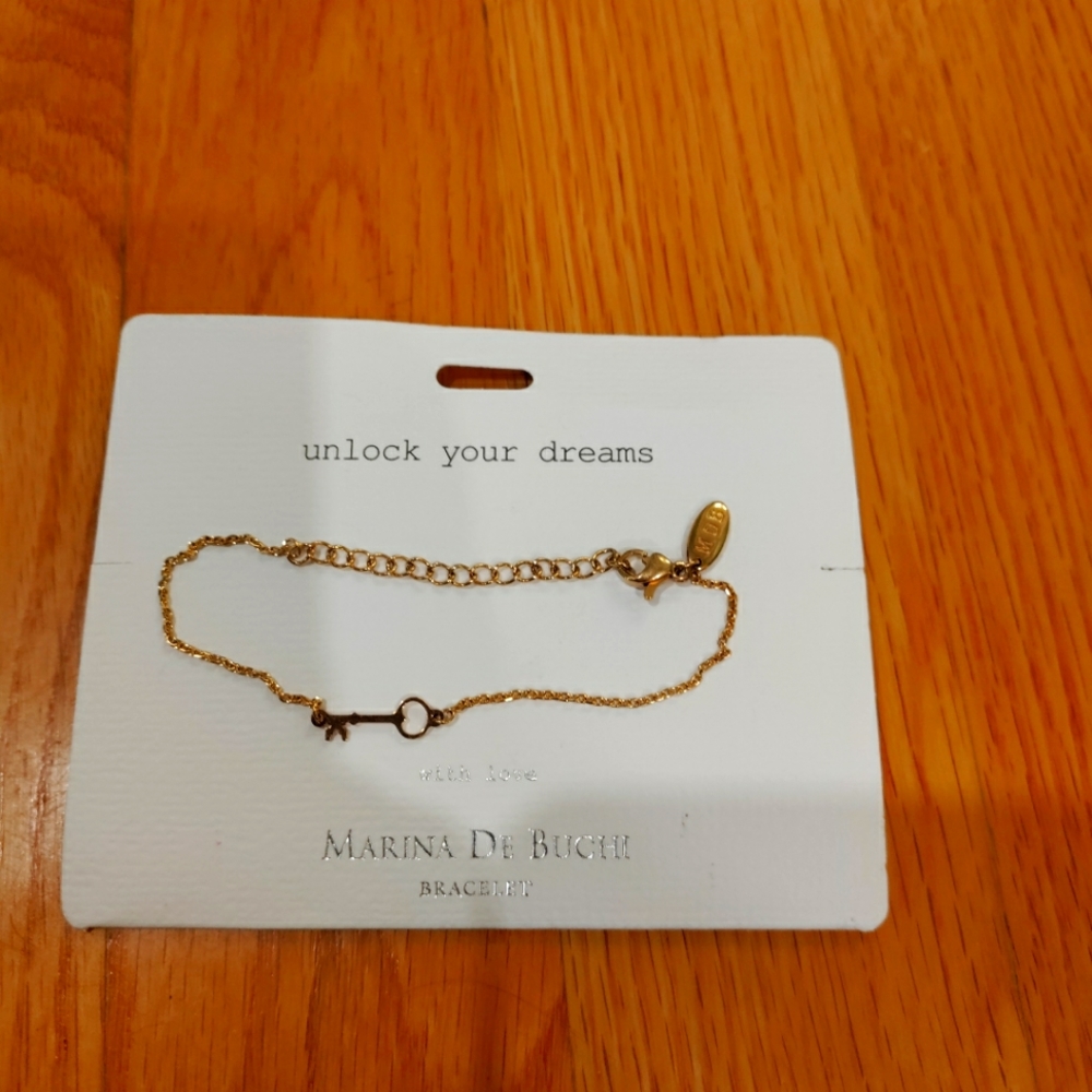 Never worn gold plated bracelet